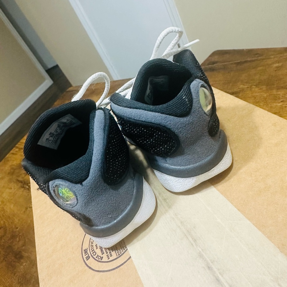 Jordan Retro 13 .. Black Flint .. size 6C - Picture 2 of 3
